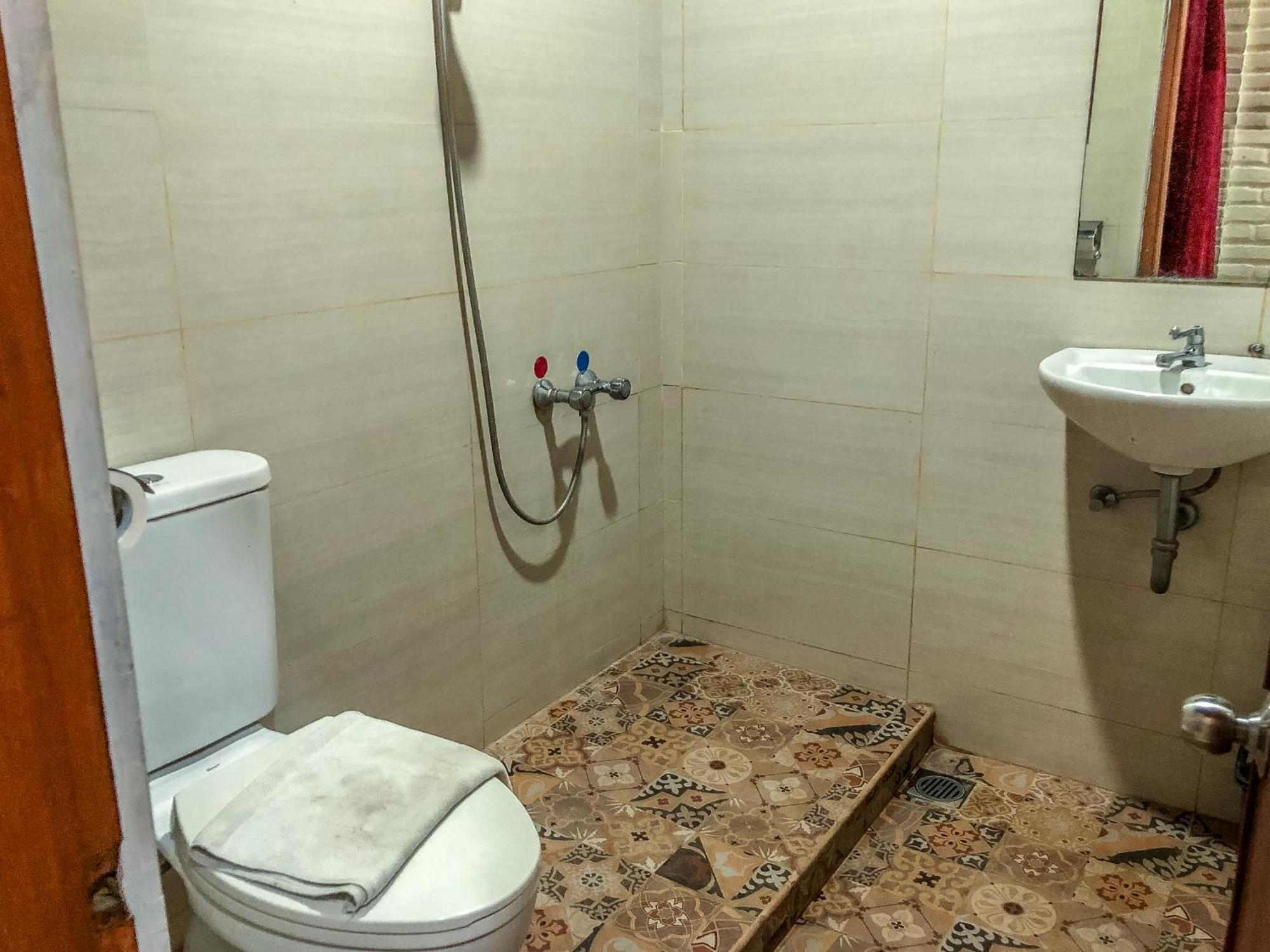 Arys Garden Hotel Yogyakarta Exterior foto