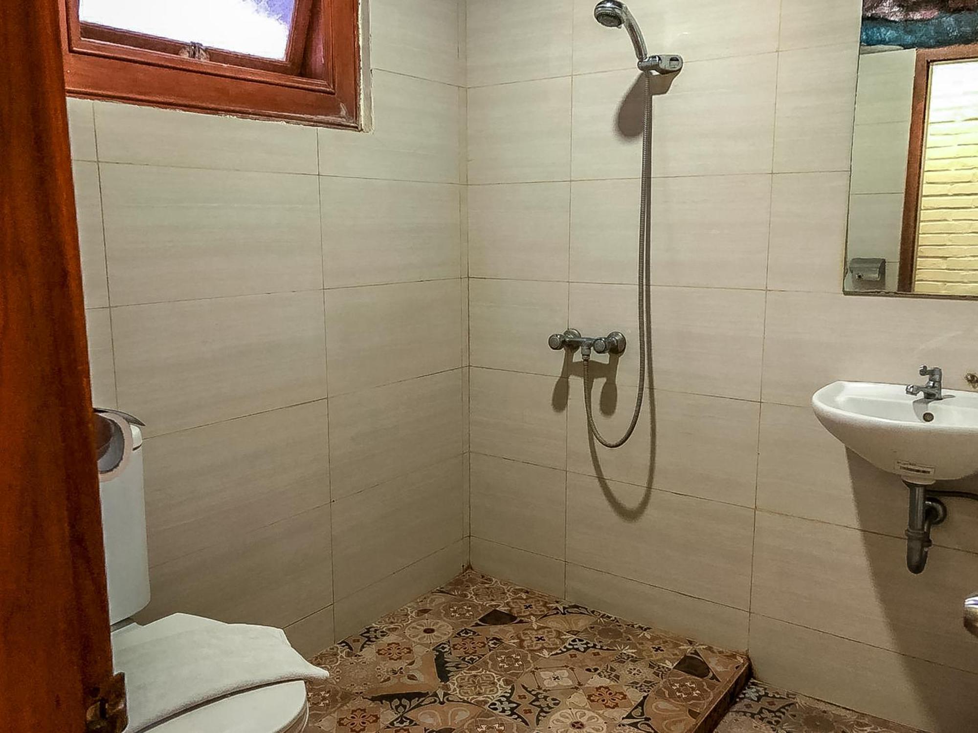 Arys Garden Hotel Yogyakarta Exterior foto